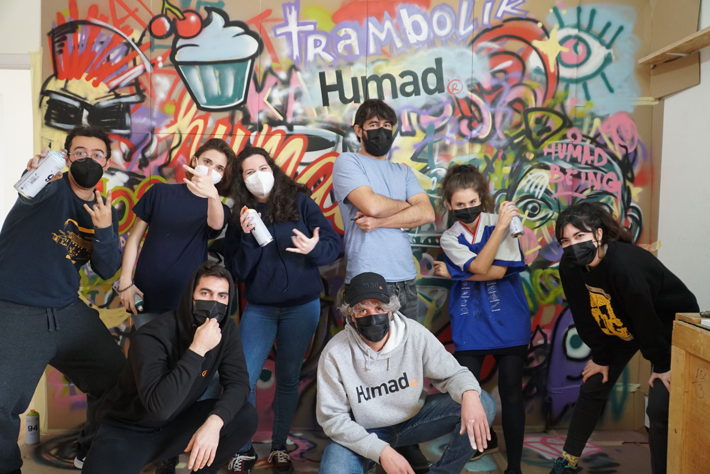 equipo Humad en taller de graffiti Málaga