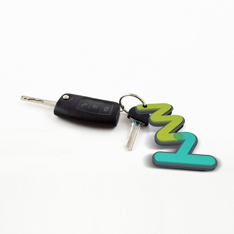 llaves de coche con llavero MYCA